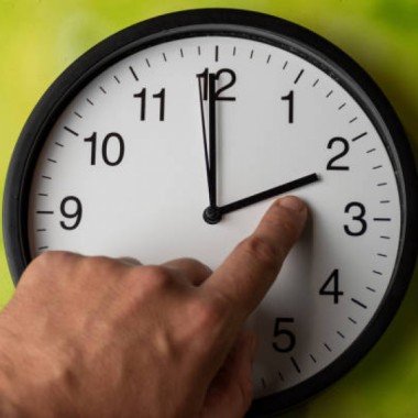 Dans la nuit du 31 octobre au 1er novembre 2026, n'oubliez pas de reculer vos horloges et de vérifier vos avertisseurs de fumée !